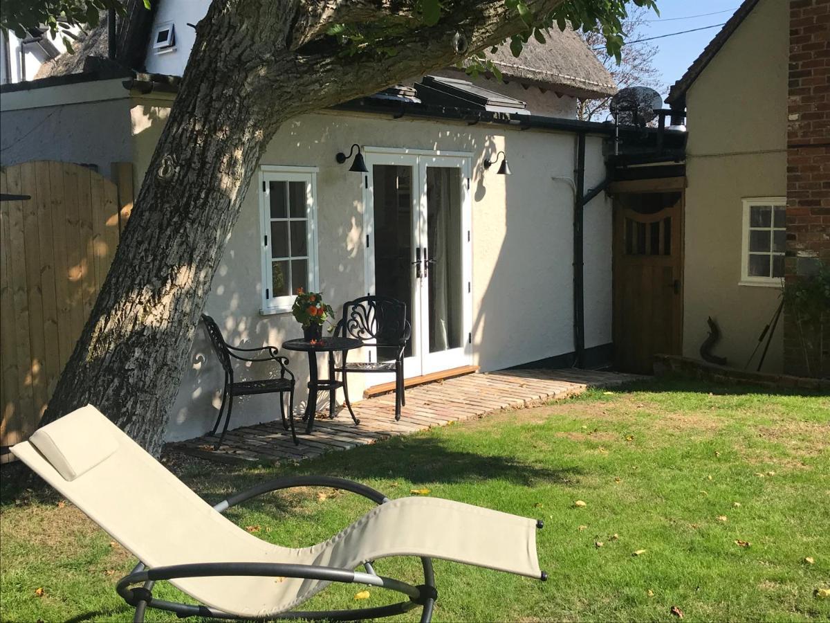 Corner House Luxury Bnb Little Dunmow 外观 照片